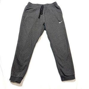 Nike 826431-071 Sportswear Club Gray Jogger Sweatpants Men’s Size L Fleece